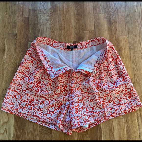GOLDIE SHORTS - Picture 2 of 5